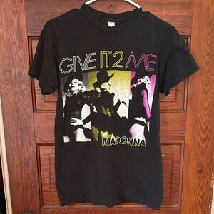 Madonna 2008 Tour Shirt size Small